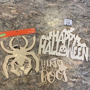 Set of 4 Halloween Wood Signs/Decor